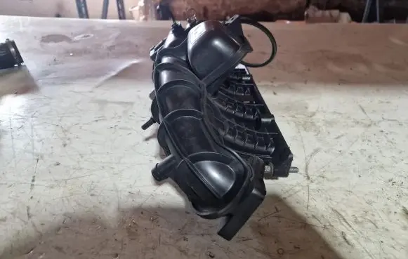 Buick Encore I Intake manifold 55581014