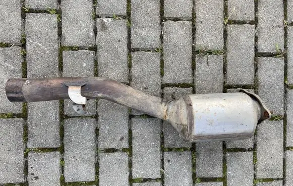 Audi Q7 4L Muffler/silencer 7P0253209G 7P0253211B