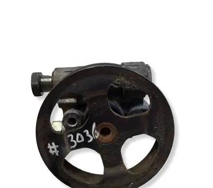 Mitsubishi Lancer VIII Power steering pump 