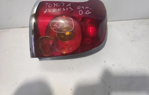 Toyota Avensis T250 Rear/tail lights