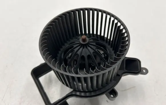 Citroen DS5 Heater fan/blower T3953001 T39530018602