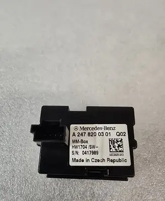 Mercedes-Benz A W177 USB socket connector A2478200301
