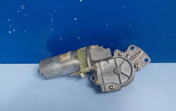 Audi A6 S6 C5 4B Seat adjustment motor 3B0959761AJ 1022184997115