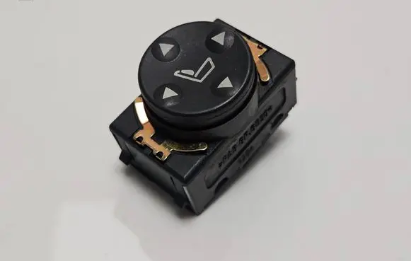 BMW 5 E60 E61 Seat control switch 8360877 03060040
