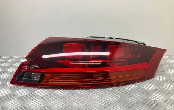 Audi TT TTS Mk2 Rear/tail lights 8J0945096B