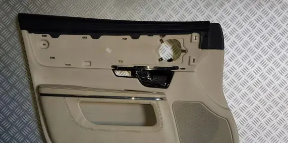 Jaguar XJ X351 Front door card panel trim AW93-F23713-C