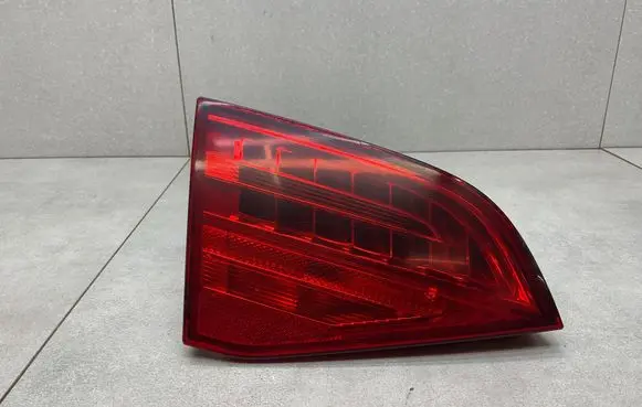 Audi A4 S4 B8 8K Tailgate rear/tail lights 8K9945093B