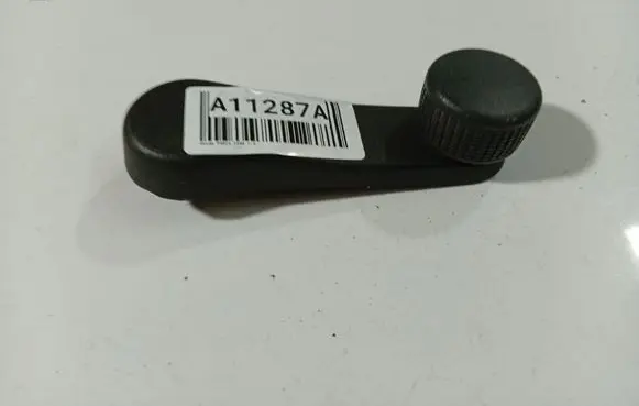 Skoda Fabia Mk2 (5J) Front door window winding handle 1H0837581D