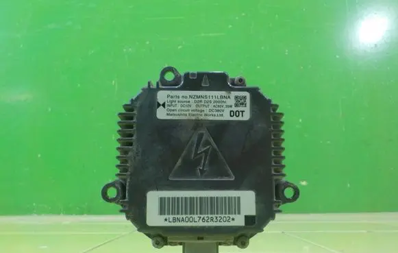 Nissan X-Trail T31 LED ballast control module NZMNS11LBNA