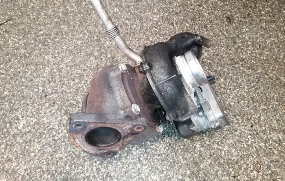 Mercedes-Benz E W212 Turbo A6511530094