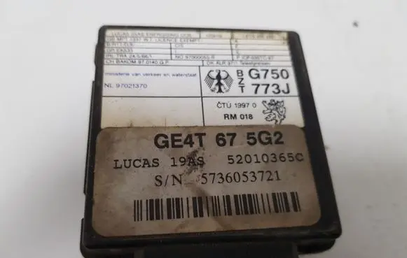 Mazda 626 Immobilizer control unit/module GE4T675G2