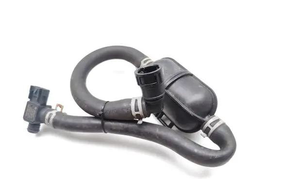 Vacuum air tank