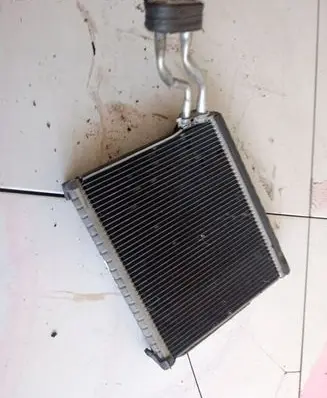 Chrysler Sebring (JS) A/C cooling radiator (condenser)