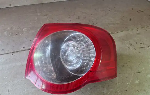 Volkswagen PASSAT B6 Rear/tail lights 3C9945096B