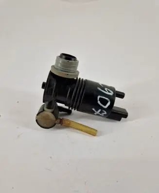 Nissan X-Trail T32 Headlight washer pump 1050123