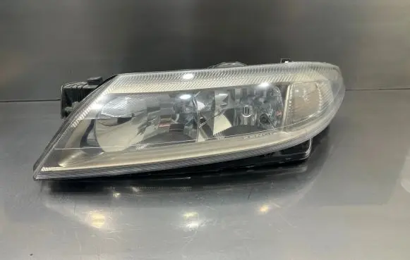 Renault Laguna II Headlight/headlamp 8200163323 89007577