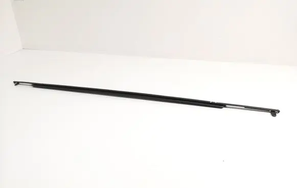 Front door glass trim molding