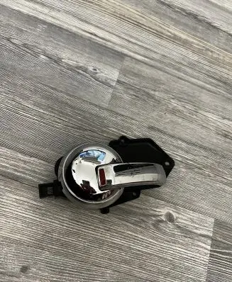 Fiat 500 Abarth Front door interior handle 1513729 LH1513729 607048DX
