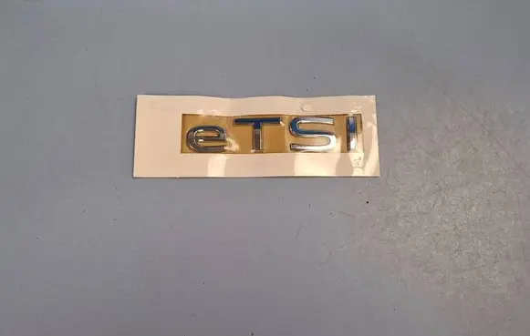 Volkswagen Golf VIII Manufacturers badge/model letters 5H0853675L 5H0853675L2ZZ