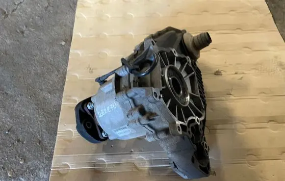 BMW X5 E70 Gearbox transfer box case 7574777 7157528