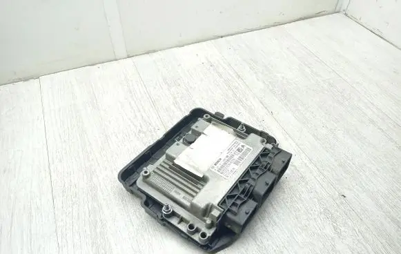 Peugeot 208 Engine control unit/module 0281017920 9666729680 9677529580