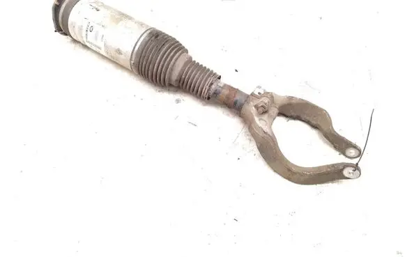Land Rover Discovery 5 Air suspension front shock absorber HY323C285BD