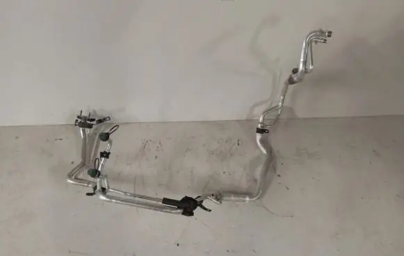 Land Rover Defender Air conditioning (A/C) pipe/hose L8B219A834KE L8B219A834