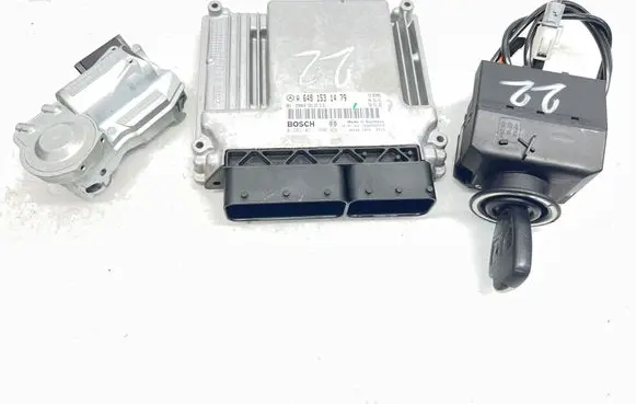 Mercedes-Benz E W211 Engine ECU kit and lock set A6481531479 2115451008