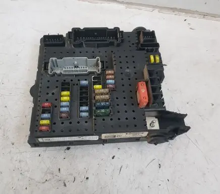 Volvo V70 Fuse box set 12217799 8676391