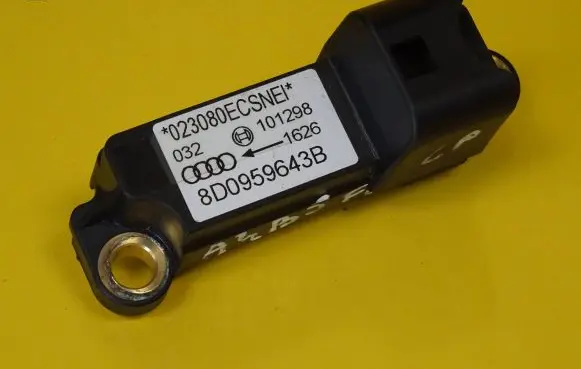 Audi A4 S4 B5 8D Airbag deployment crash/impact sensor 8D0959643B