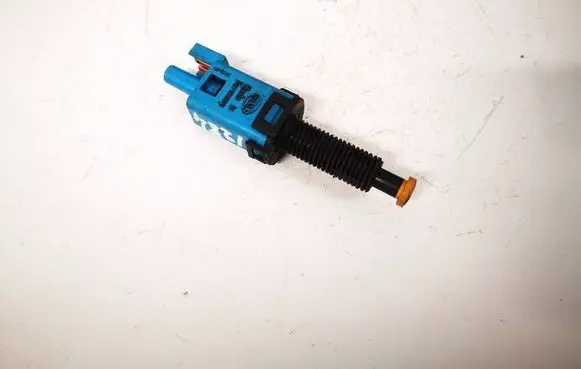 Volkswagen Golf III Brake pedal sensor switch 1H0907343