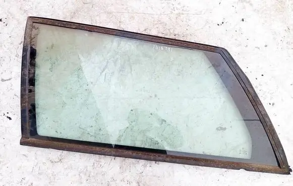 Volkswagen PASSAT B3 Rear side window as2