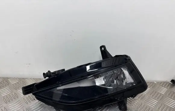 Volkswagen Golf VII Front fog light 5G0941661F