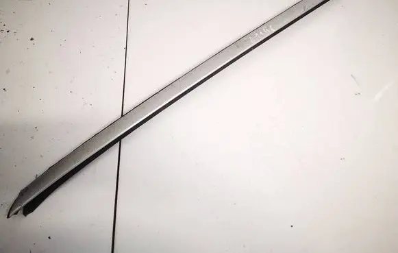 Volvo XC60 Windshield trim 
