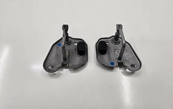 Skoda Octavia Mk3 (5E) Engine bonnet/hood lock/latch loop/hook 565823186