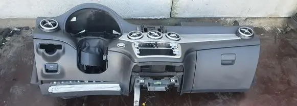 Mercedes-Benz CLA C117 X117 W117 Dashboard 