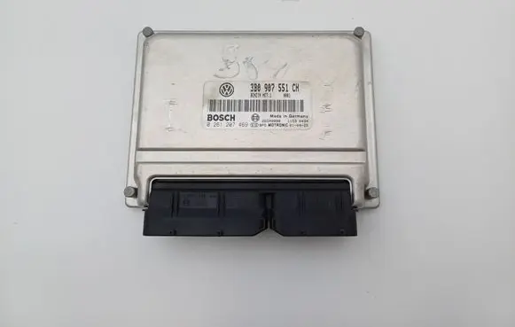 Volkswagen PASSAT B5.5 Engine control unit/module 3B0907551CH 0261207469