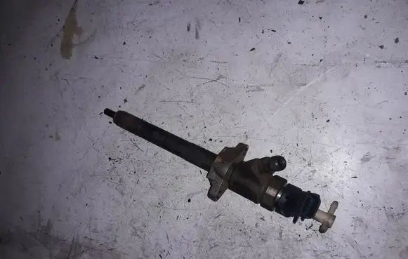 Peugeot 308 Fuel injector 0445110311