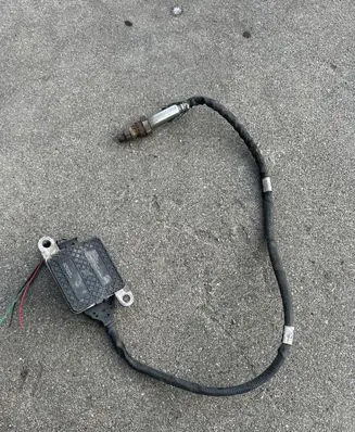 Renault Trafic III (X82) Lambda probe sensor 5WK96748 227905444R