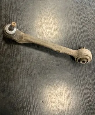 BMW 1 E81 E87 Front control arm 35597