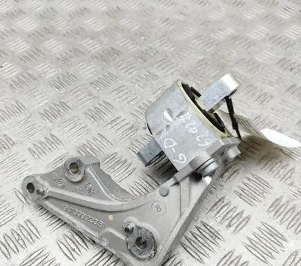 Porsche Taycan 9J1 Engine mount bracket 9J1399233B