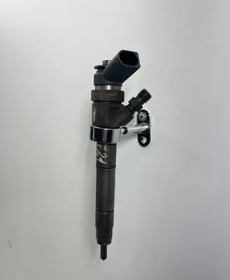 Mercedes-Benz A W169 Fuel injector 0445110167 A4600700787