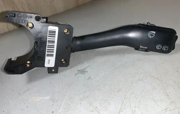 Volkswagen Golf IV Wiper control stalk 4B0953503H K0301202032