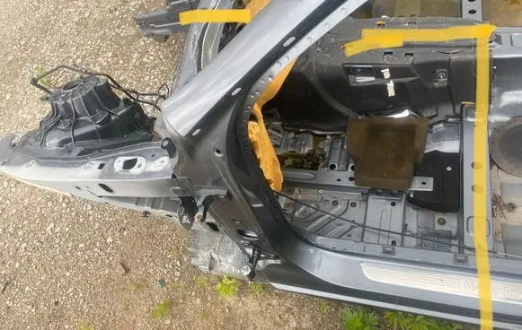 Mercedes-Benz E W238 Front quarter panel 