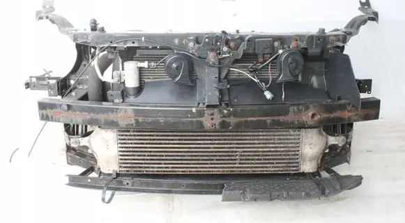 Nissan Qashqai Front piece kit 2006R