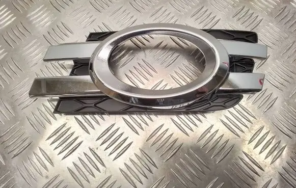 Mercedes-Benz GL X164 Front fog light trim/grill A1648850324 A1648851723