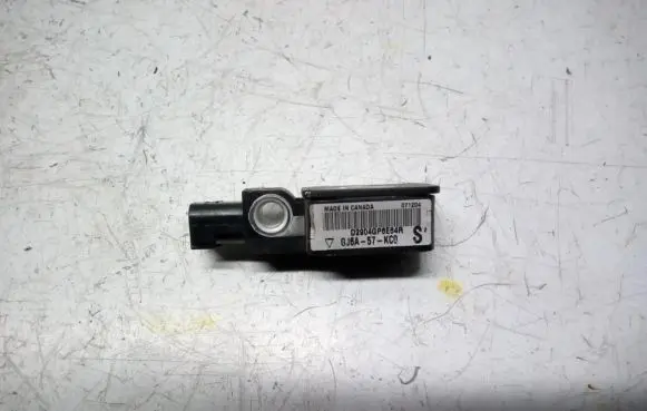 Mazda 6 Airbag deployment crash/impact sensor GJ6A-57-KC0