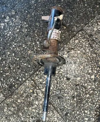 Volvo S40, V40 Front shock absorber/damper