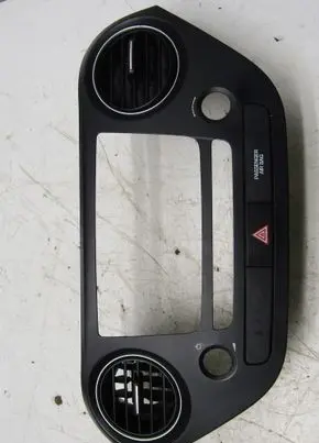 Hyundai i10 Dash center air vent grill 84740-B9900