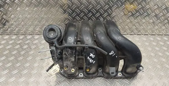 Toyota Verso Intake manifold